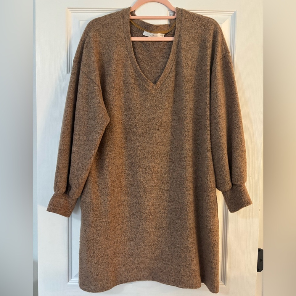 LUSH brand taupe/greige oversized sweater dress, Size Large, Gently worn